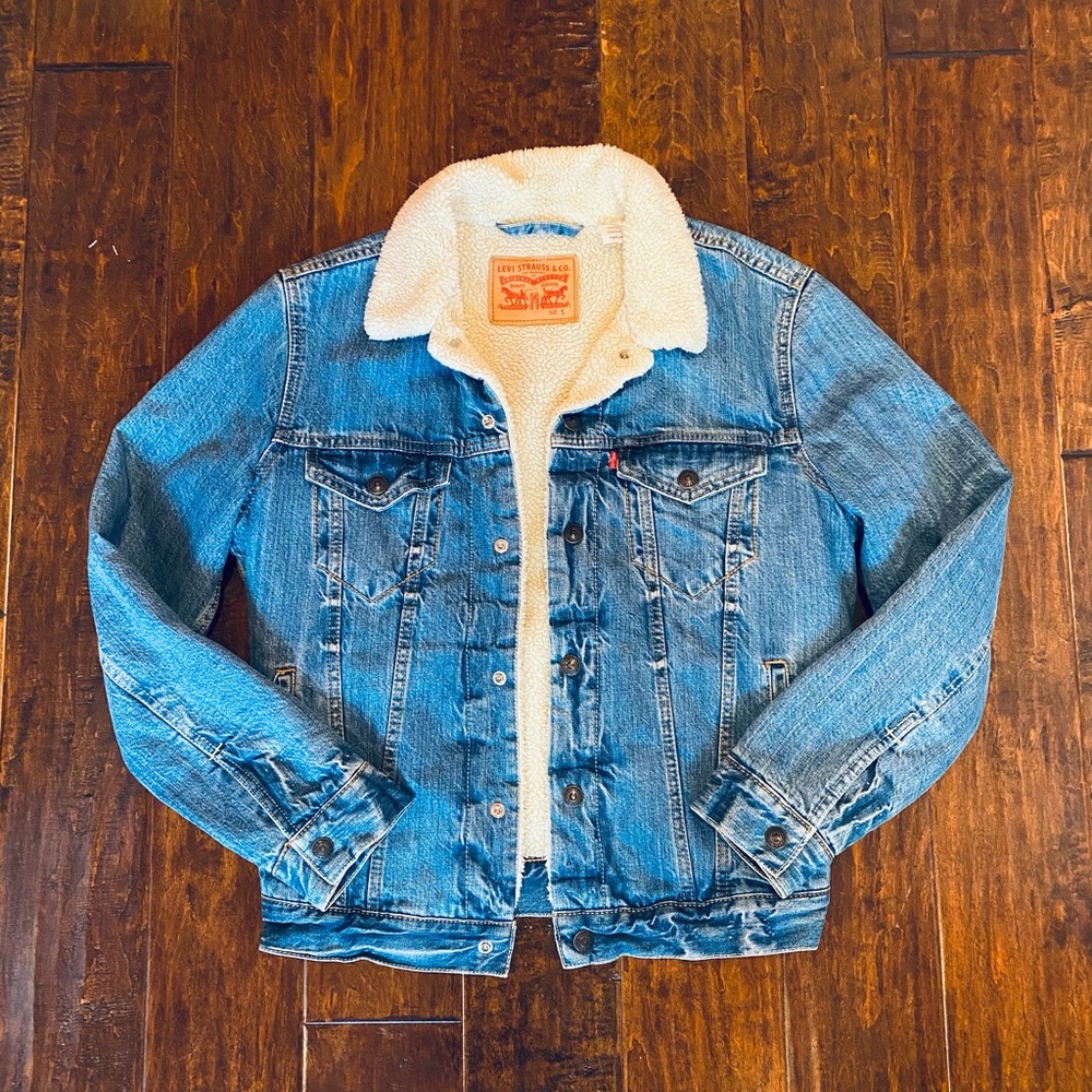 Levi’s Ex-boyfriend oversized Sherpa Jacket Size S